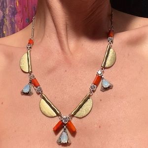 Vivi Jewelry Sparkly Statement Necklace